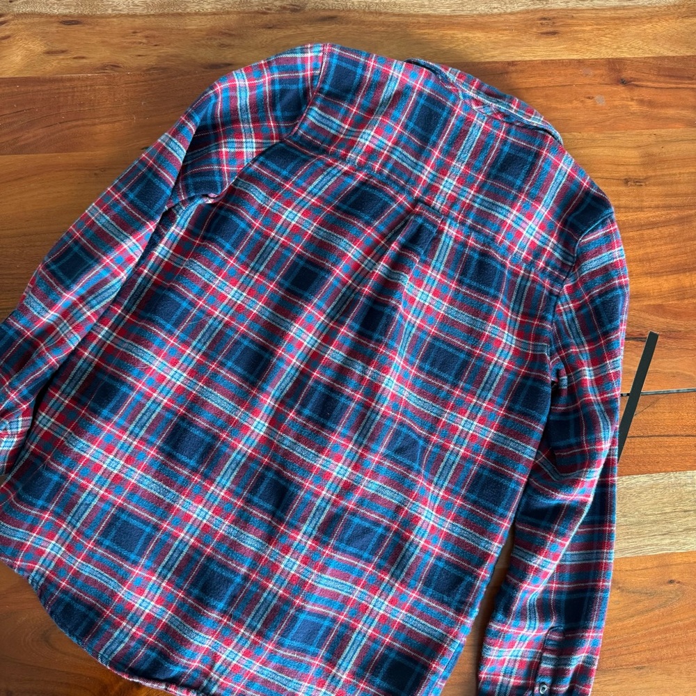 🦊 Bass Red and Blue Plaid Flannel Casual Shirt - Picture 7 of 7